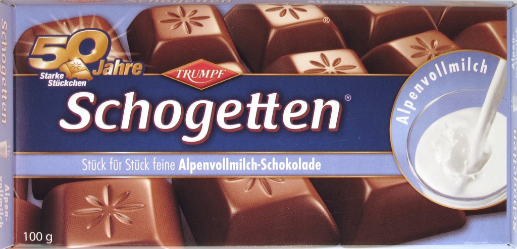 Eine Packung Schogetten Alpenvollmilchschokolade (2012)